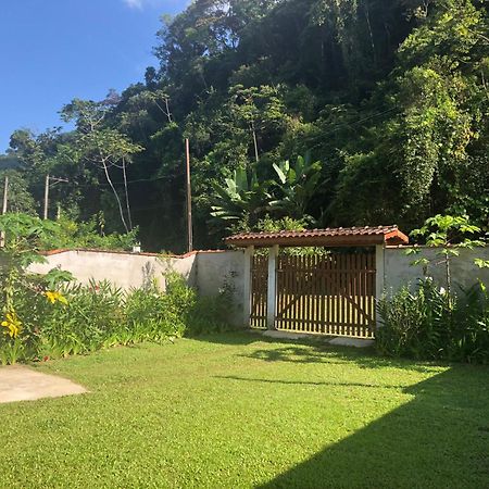 乌巴图巴Casa Ampla E Confortavel A 10 Minutos Praia Ubatumirim Cambuca别墅 外观 照片
